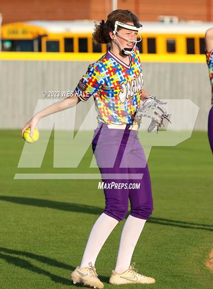 Thumbnail 3 in Grenada @ DeSoto Central photogallery.