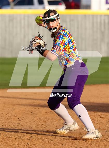 Thumbnail 3 in Grenada @ DeSoto Central photogallery.