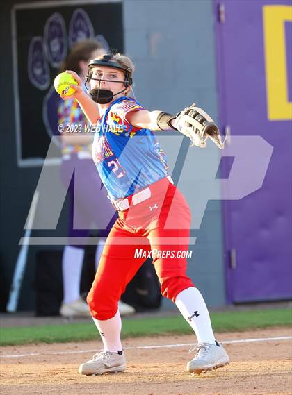 Thumbnail 3 in Grenada @ DeSoto Central photogallery.