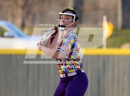 Thumbnail 2 in Grenada @ DeSoto Central photogallery.
