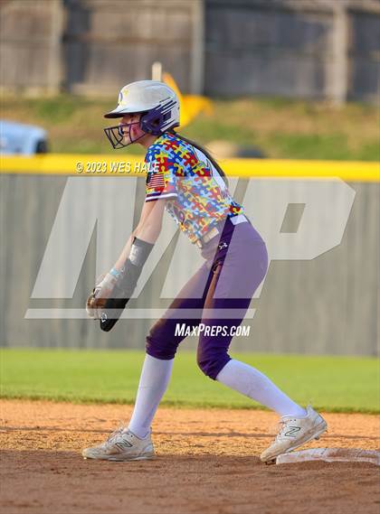 Thumbnail 2 in Grenada @ DeSoto Central photogallery.