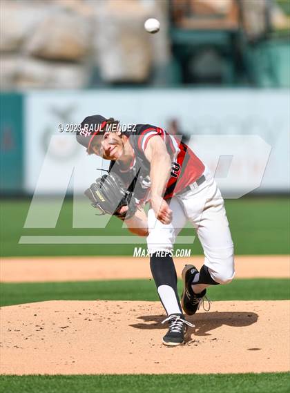Thumbnail 3 in Foothill vs. Tustin photogallery.