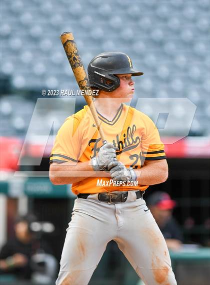 Thumbnail 1 in Foothill vs. Tustin photogallery.