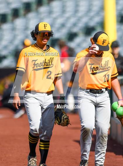 Thumbnail 1 in Foothill vs. Tustin photogallery.