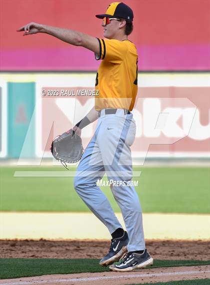 Thumbnail 1 in Foothill vs. Tustin photogallery.