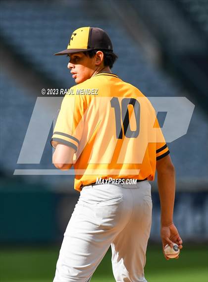 Thumbnail 3 in Foothill vs. Tustin photogallery.
