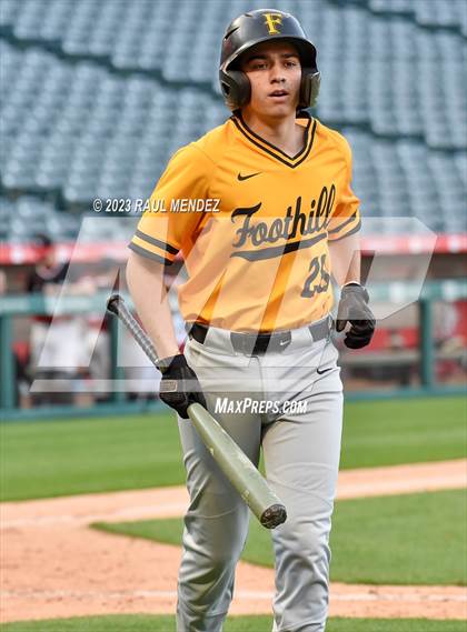 Thumbnail 2 in Foothill vs. Tustin photogallery.