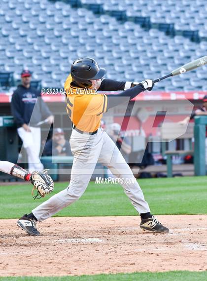 Thumbnail 3 in Foothill vs. Tustin photogallery.