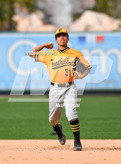 Thumbnail 2 in Foothill vs. Tustin photogallery.