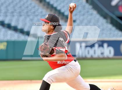 Thumbnail 3 in Foothill vs. Tustin photogallery.