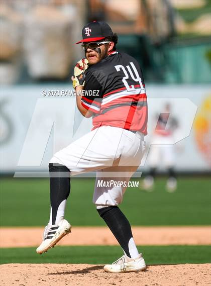Thumbnail 1 in Foothill vs. Tustin photogallery.
