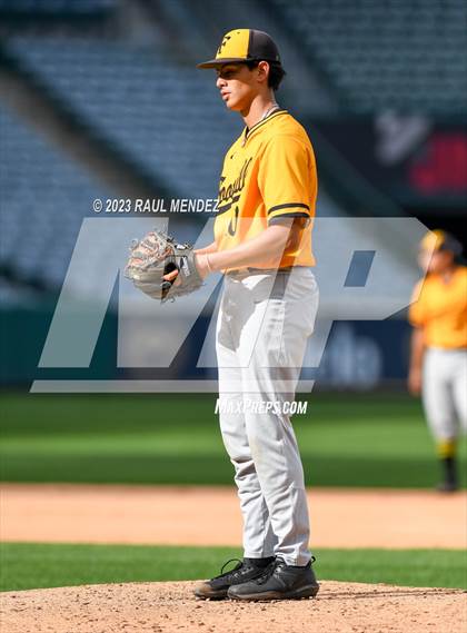 Thumbnail 1 in Foothill vs. Tustin photogallery.