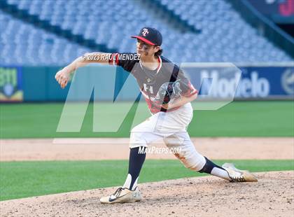 Thumbnail 3 in Foothill vs. Tustin photogallery.