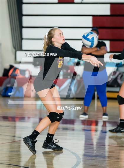 Thumbnail 1 in Cornwall Central @ Kingston photogallery.