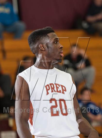 Thumbnail 2 in Lincoln vs. Capital Prep (Spalding Hoophall Classic) photogallery.