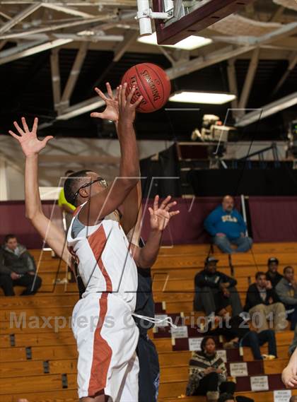 Thumbnail 1 in Lincoln vs. Capital Prep (Spalding Hoophall Classic) photogallery.