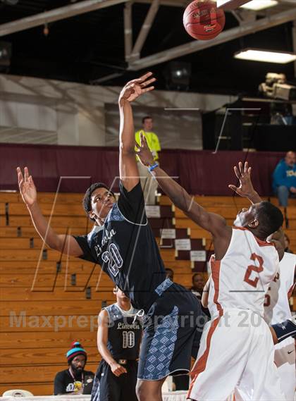 Thumbnail 2 in Lincoln vs. Capital Prep (Spalding Hoophall Classic) photogallery.