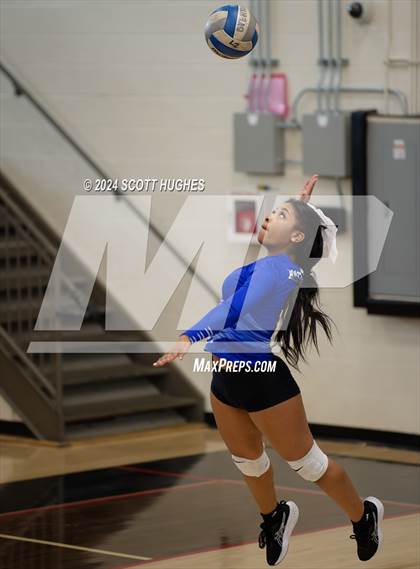 Thumbnail 3 in Antioch @ Overton photogallery.