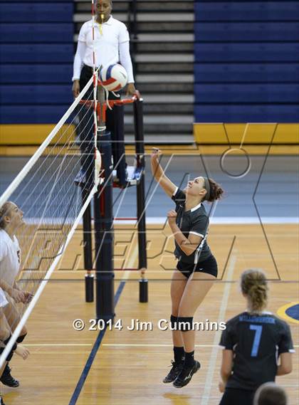 Thumbnail 2 in Willowbrook vs Westmont (Eagle Invite) photogallery.