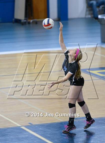 Thumbnail 1 in Willowbrook vs Westmont (Eagle Invite) photogallery.