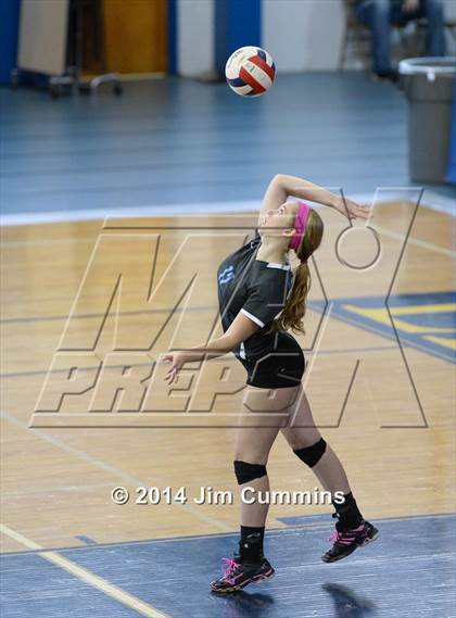 Thumbnail 3 in Willowbrook vs Westmont (Eagle Invite) photogallery.