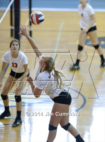 Thumbnail 1 in Willowbrook vs Westmont (Eagle Invite) photogallery.