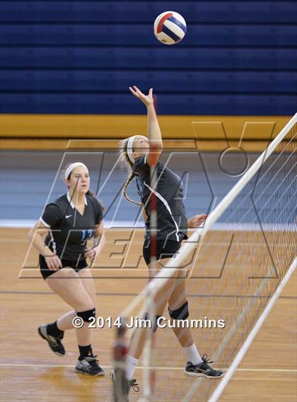 Thumbnail 1 in Willowbrook vs Westmont (Eagle Invite) photogallery.