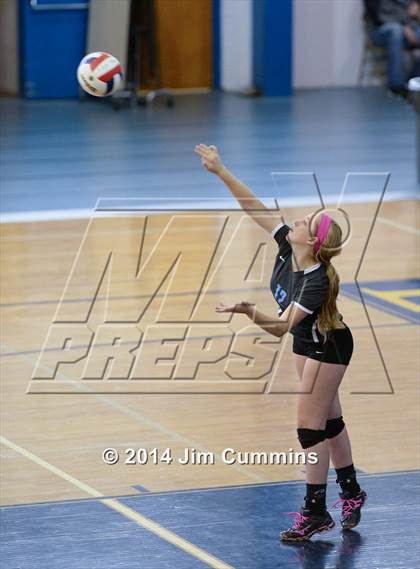 Thumbnail 2 in Willowbrook vs Westmont (Eagle Invite) photogallery.