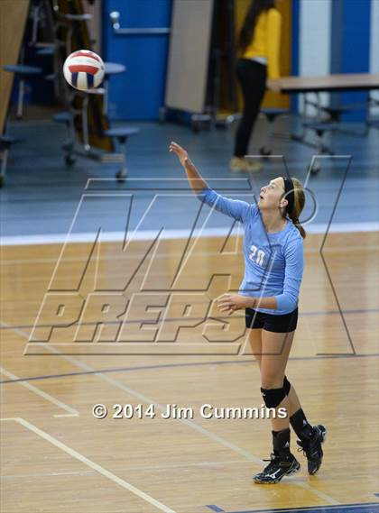 Thumbnail 1 in Willowbrook vs Westmont (Eagle Invite) photogallery.