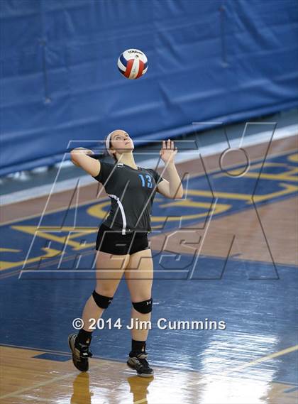 Thumbnail 3 in Willowbrook vs Westmont (Eagle Invite) photogallery.