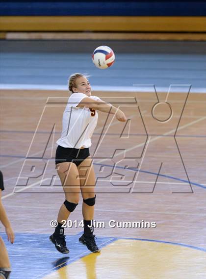 Thumbnail 1 in Willowbrook vs Westmont (Eagle Invite) photogallery.