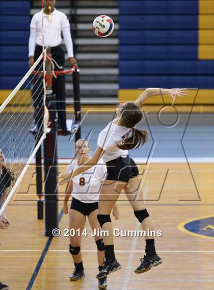 Thumbnail 1 in Willowbrook vs Westmont (Eagle Invite) photogallery.