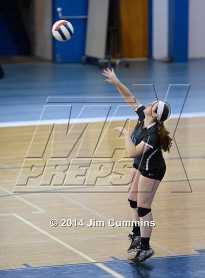 Thumbnail 3 in Willowbrook vs Westmont (Eagle Invite) photogallery.
