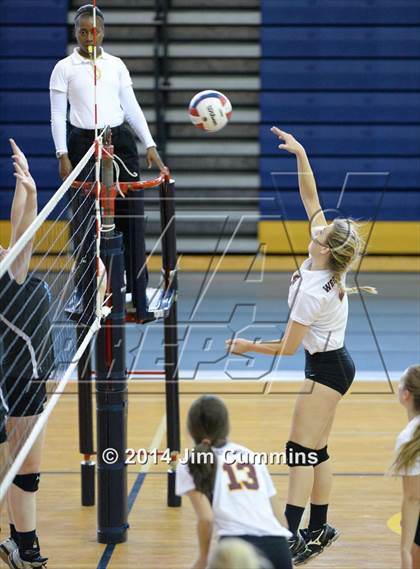 Thumbnail 2 in Willowbrook vs Westmont (Eagle Invite) photogallery.