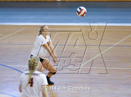 Thumbnail 2 in Willowbrook vs Westmont (Eagle Invite) photogallery.