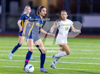 Thumbnail 1 in Roosevelt @ Bellevue (WIAA State 3A Semi Final) photogallery.