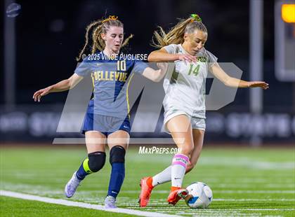 Thumbnail 3 in Roosevelt @ Bellevue (WIAA State 3A Semi Final) photogallery.
