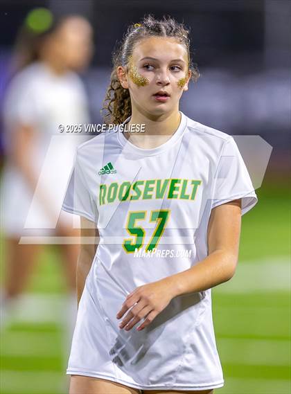 Thumbnail 3 in Roosevelt @ Bellevue (WIAA State 3A Semi Final) photogallery.