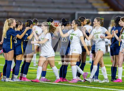 Thumbnail 2 in Roosevelt @ Bellevue (WIAA State 3A Semi Final) photogallery.