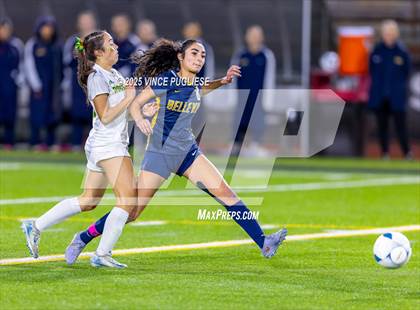 Thumbnail 1 in Roosevelt @ Bellevue (WIAA State 3A Semi Final) photogallery.