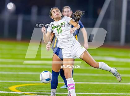 Thumbnail 1 in Roosevelt @ Bellevue (WIAA State 3A Semi Final) photogallery.