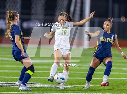 Thumbnail 2 in Roosevelt @ Bellevue (WIAA State 3A Semi Final) photogallery.