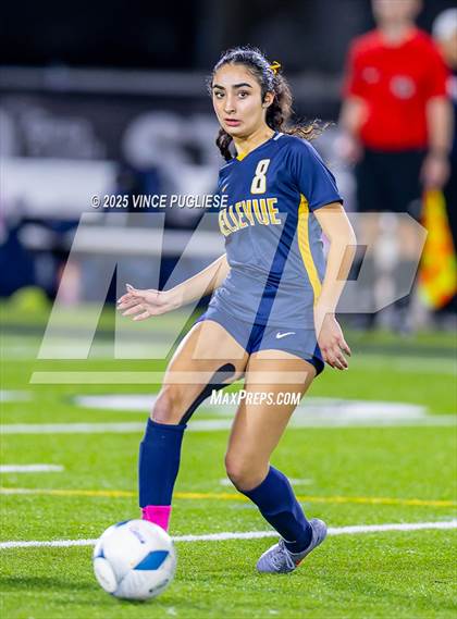 Thumbnail 2 in Roosevelt @ Bellevue (WIAA State 3A Semi Final) photogallery.