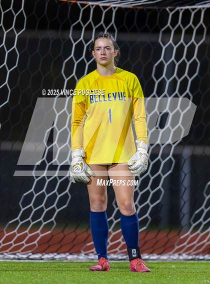 Thumbnail 1 in Roosevelt @ Bellevue (WIAA State 3A Semi Final) photogallery.