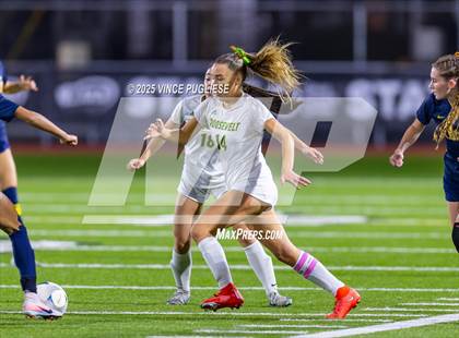 Thumbnail 3 in Roosevelt @ Bellevue (WIAA State 3A Semi Final) photogallery.