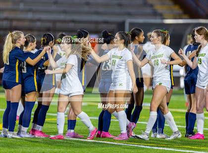 Thumbnail 3 in Roosevelt @ Bellevue (WIAA State 3A Semi Final) photogallery.