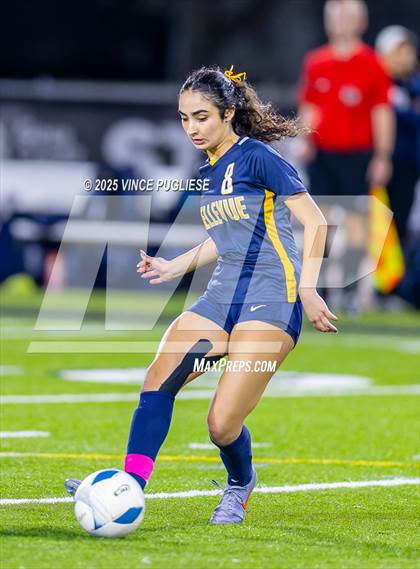 Thumbnail 1 in Roosevelt @ Bellevue (WIAA State 3A Semi Final) photogallery.