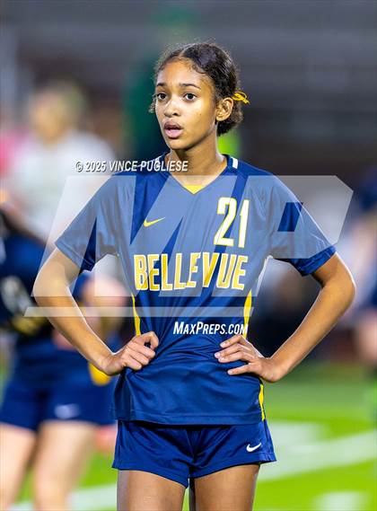 Thumbnail 1 in Roosevelt @ Bellevue (WIAA State 3A Semi Final) photogallery.