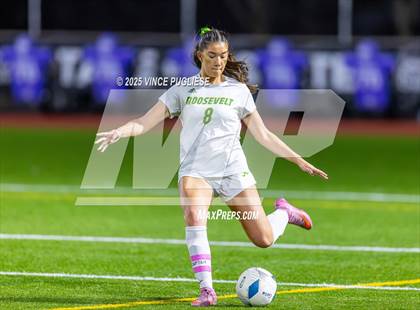 Thumbnail 1 in Roosevelt @ Bellevue (WIAA State 3A Semi Final) photogallery.