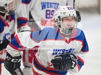 Thumbnail 3 in Guilford @ West Haven/SHA photogallery.